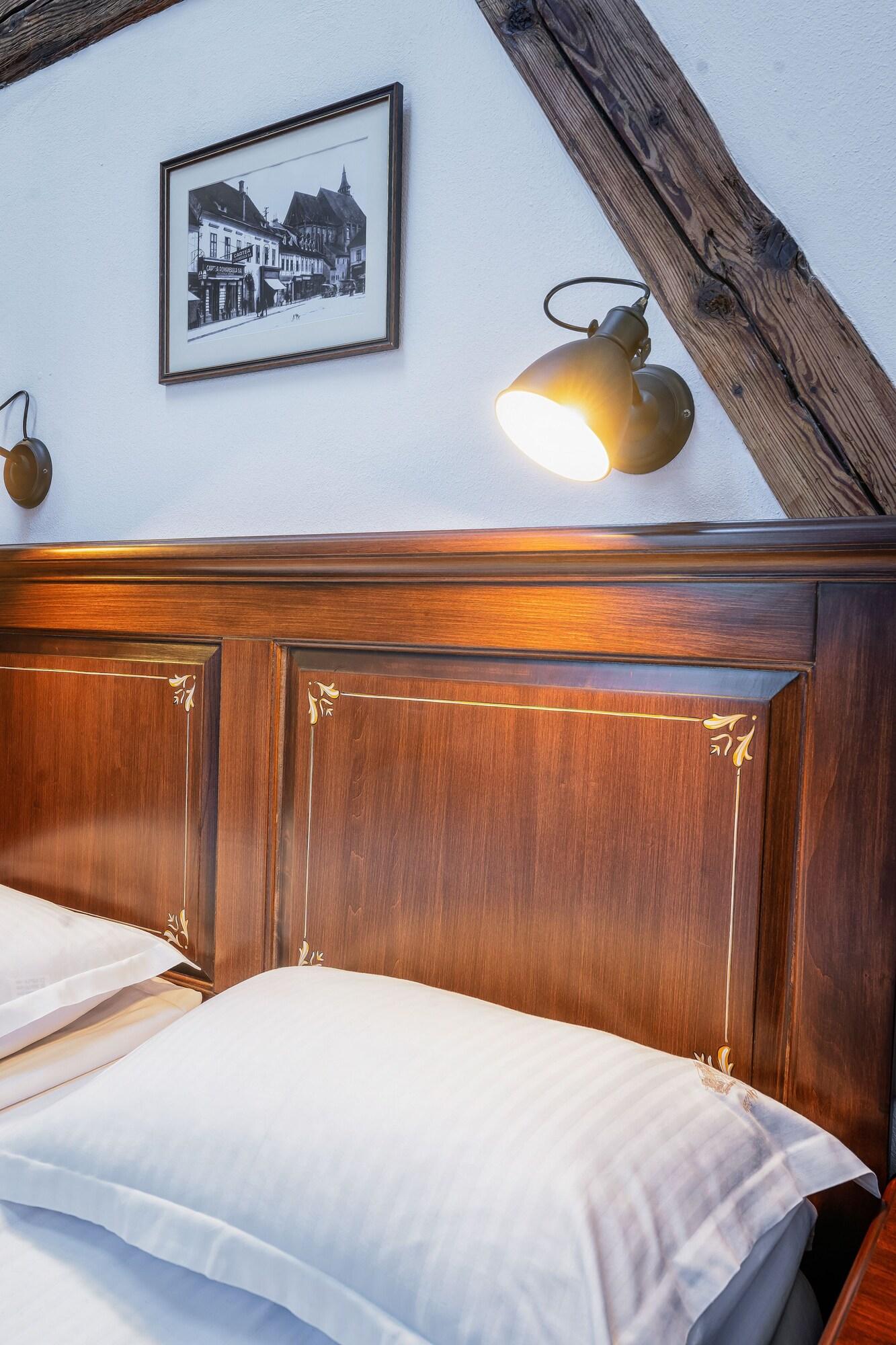 Hotel Boutique Casa Chitic -hotel And Restaurant Str Johann Gott Nr7