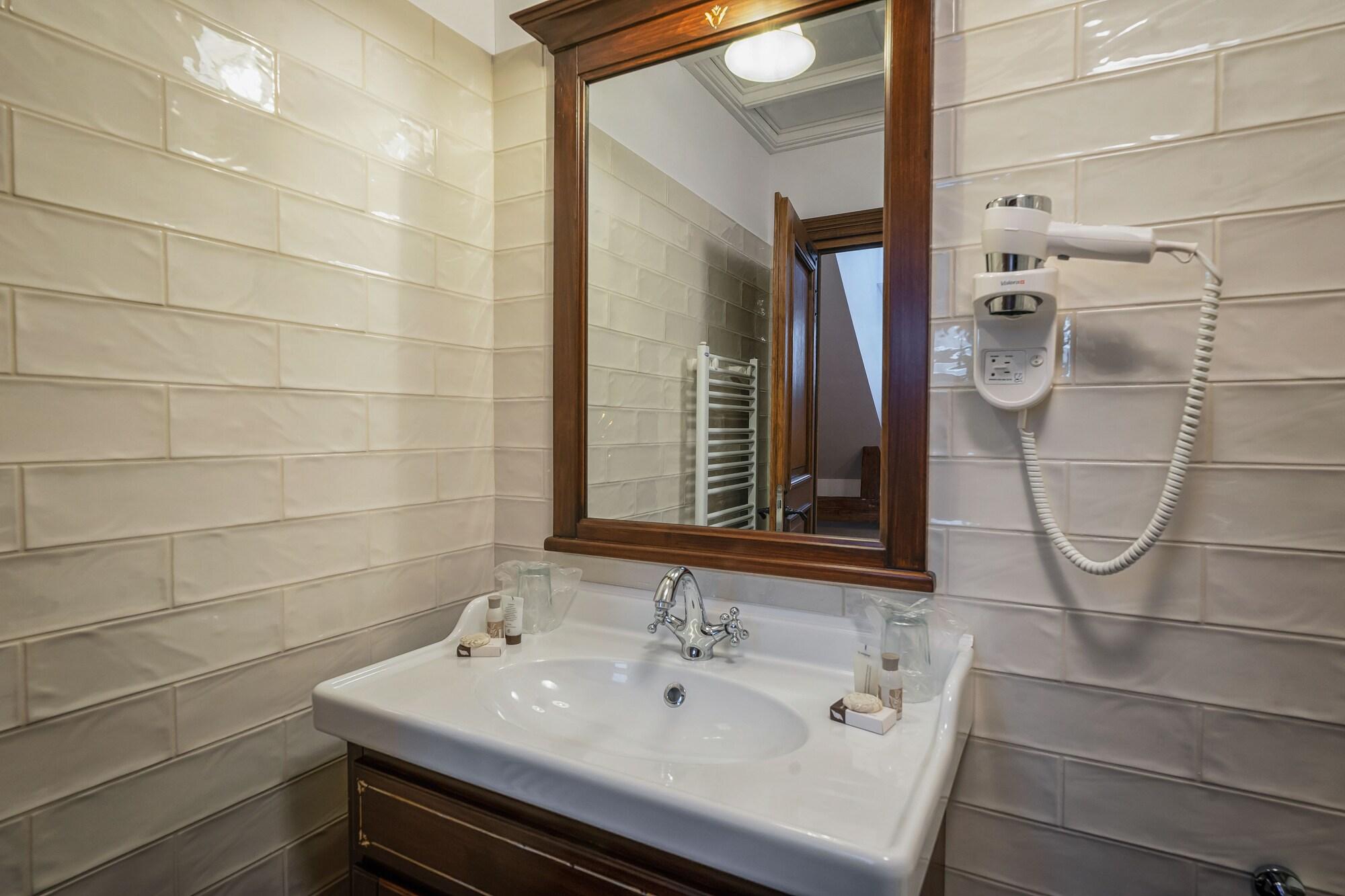 Boutique Casa Chitic -hotel And Restaurant Str Johann Gott Nr7 Brasov