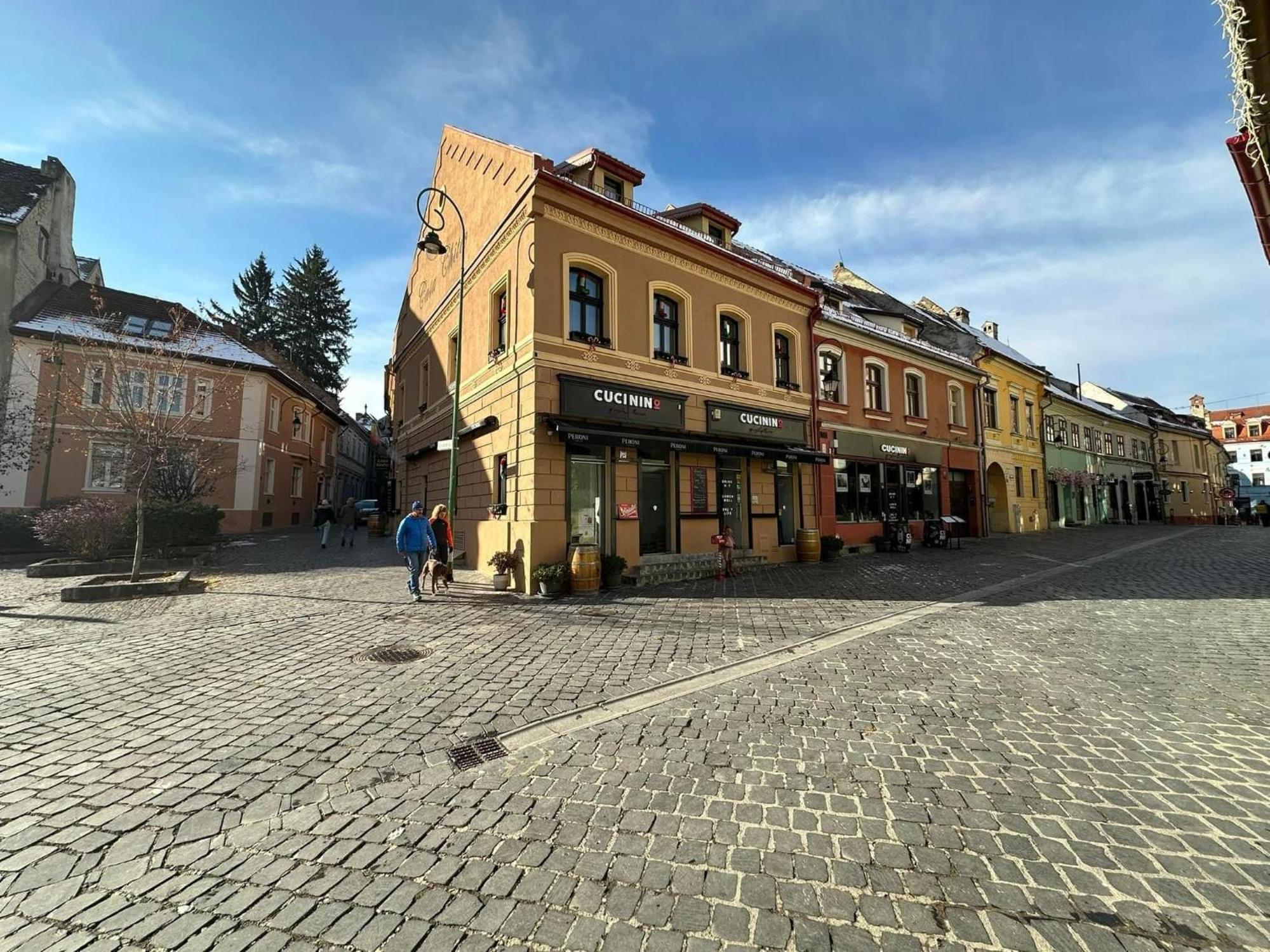 Boutique Casa Chitic -hotel And Restaurant Str Johann Gott Nr7 3*