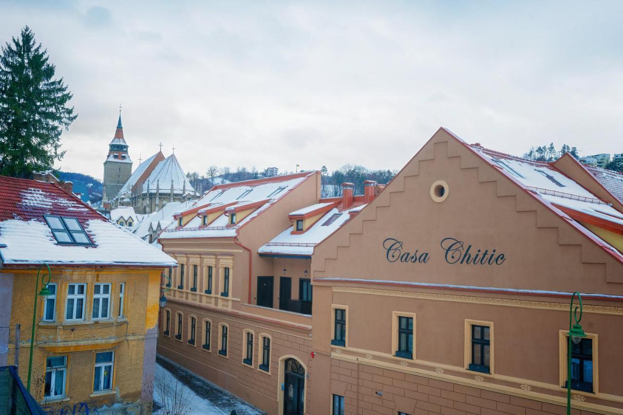 Boutique Casa Chitic -hotel And Restaurant Str Johann Gott Nr7