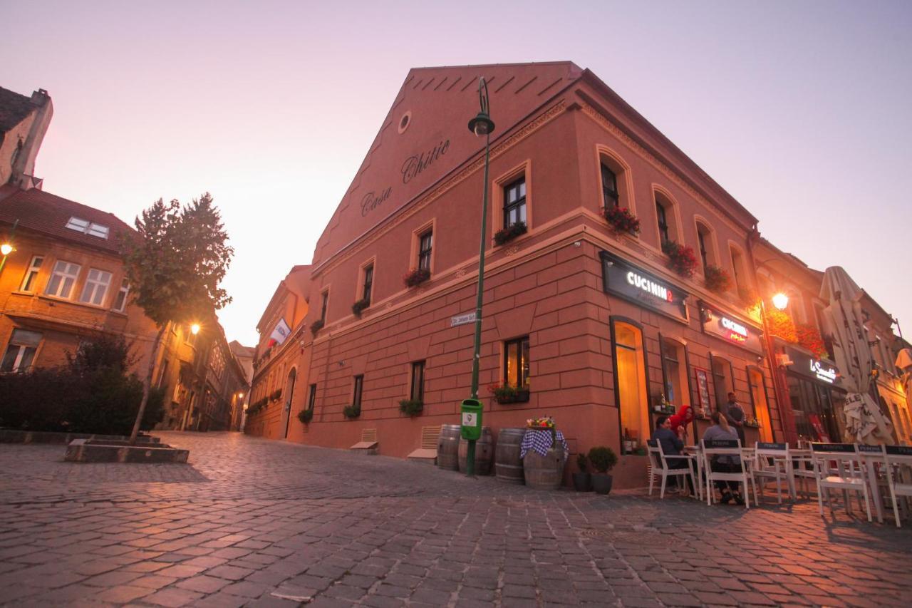 Boutique Casa Chitic -hotel And Restaurant Str Johann Gott Nr7 3*